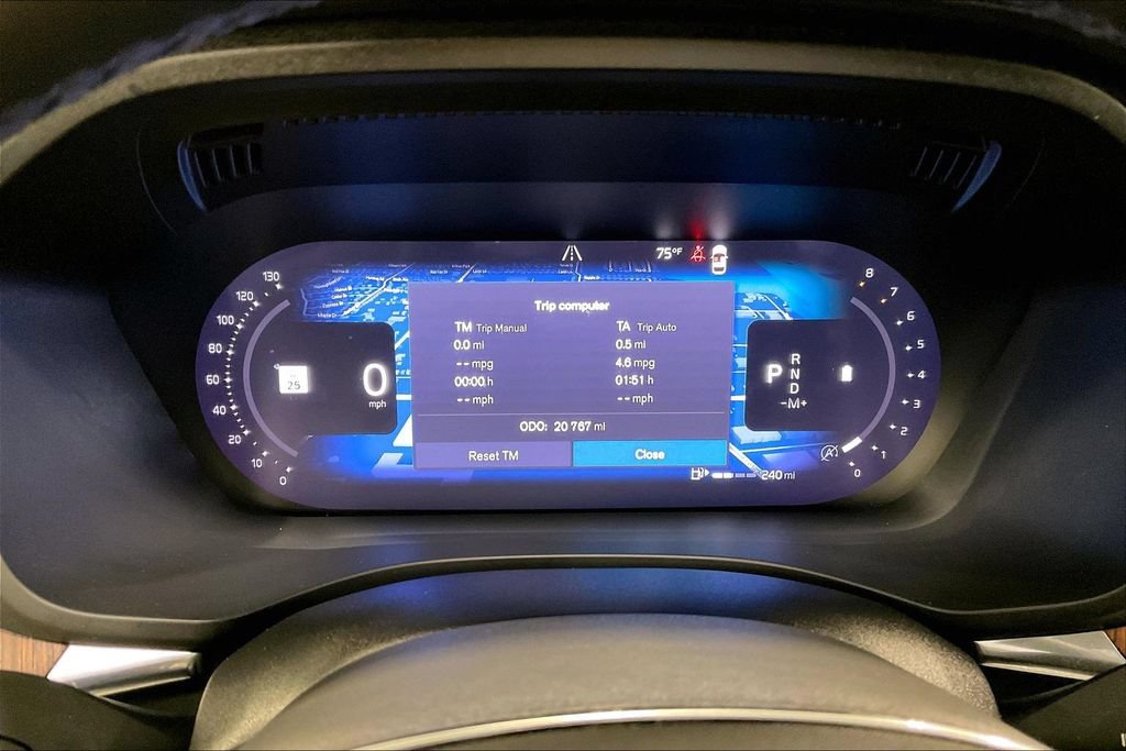 Certified 2023 Volvo XC60 B5 Ultimate w/ Climate Package AWD/4WD image 14