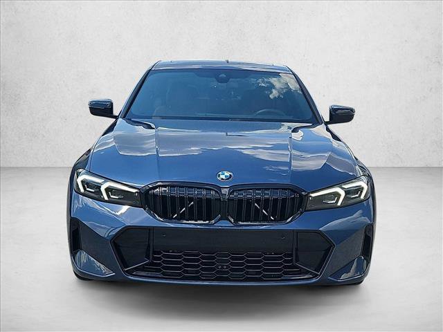 Used 2026 BMW 330i xDrive Sedan w/ M Sport Package AWD/4WD image 4