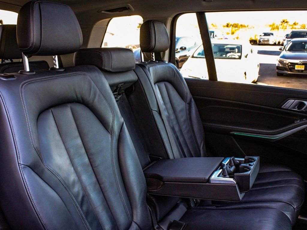 Used 2021 BMW X7 xDrive40i AWD/4WD image 46