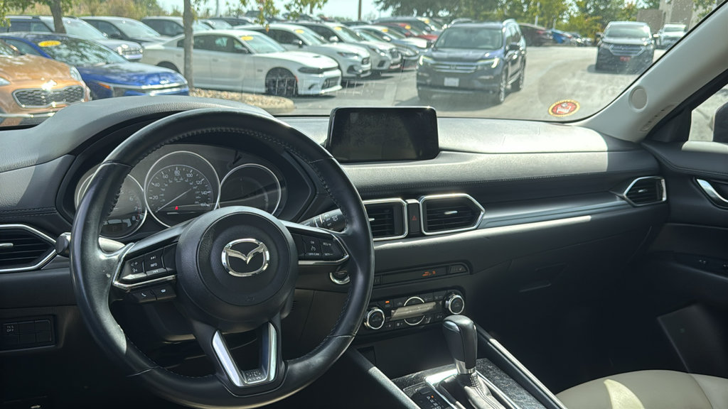 Used 2017 MAZDA CX-5 Touring FWD image 12