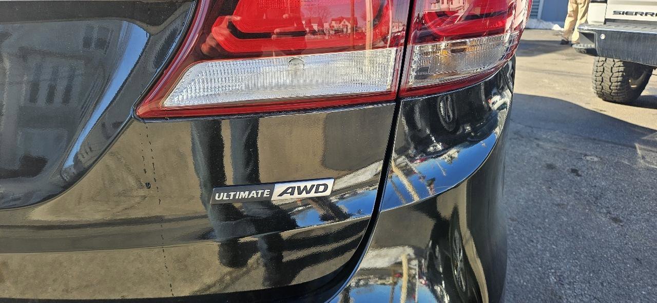 Used 2018 Hyundai Santa Fe SE Ultimate 3.3L Auto AWD image 25