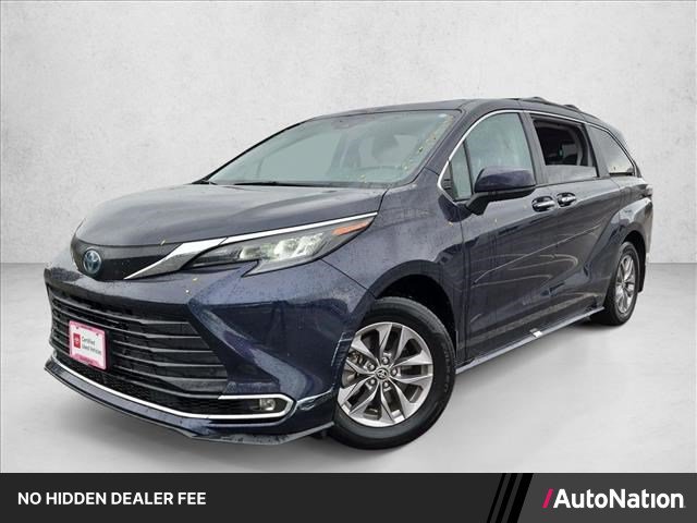 Used 2024 Toyota Sienna XLE w/ XLE Plus Package