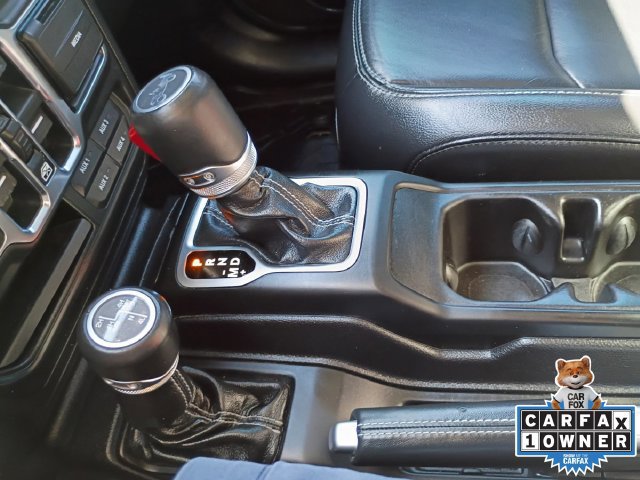 Used 2018 Jeep Wrangler Unlimited Sahara w/ Quick Order Package 24M Moab AWD/4WD image 10
