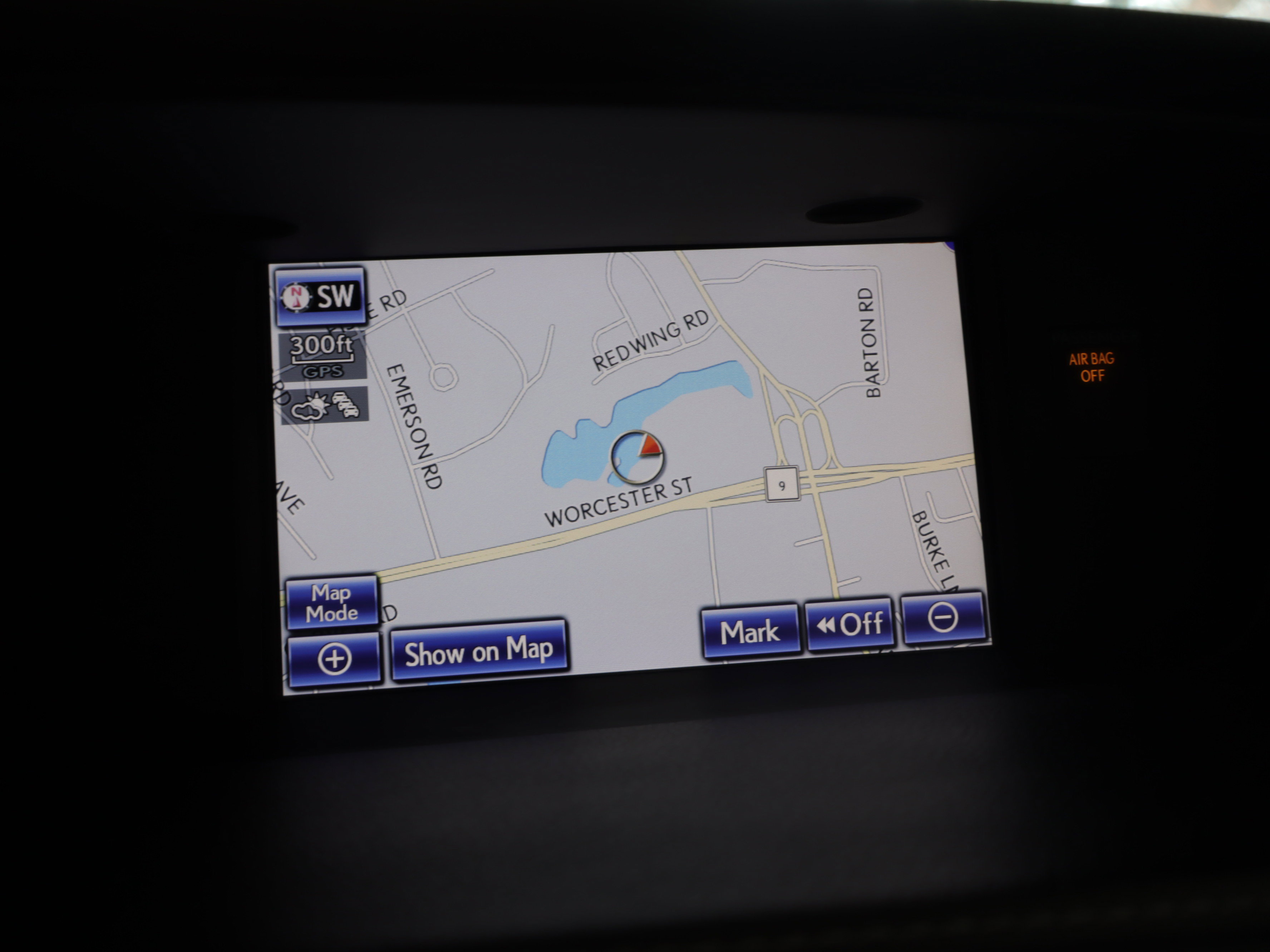 Used 2013 Lexus ES 300h w/ Luxury Pkg image 4