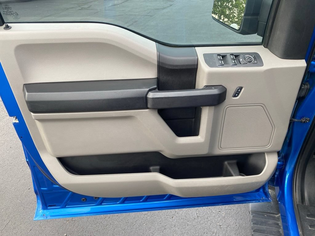 Used 2016 Ford F150 XL w/ Equipment Group 101A Mid AWD/4WD image 19