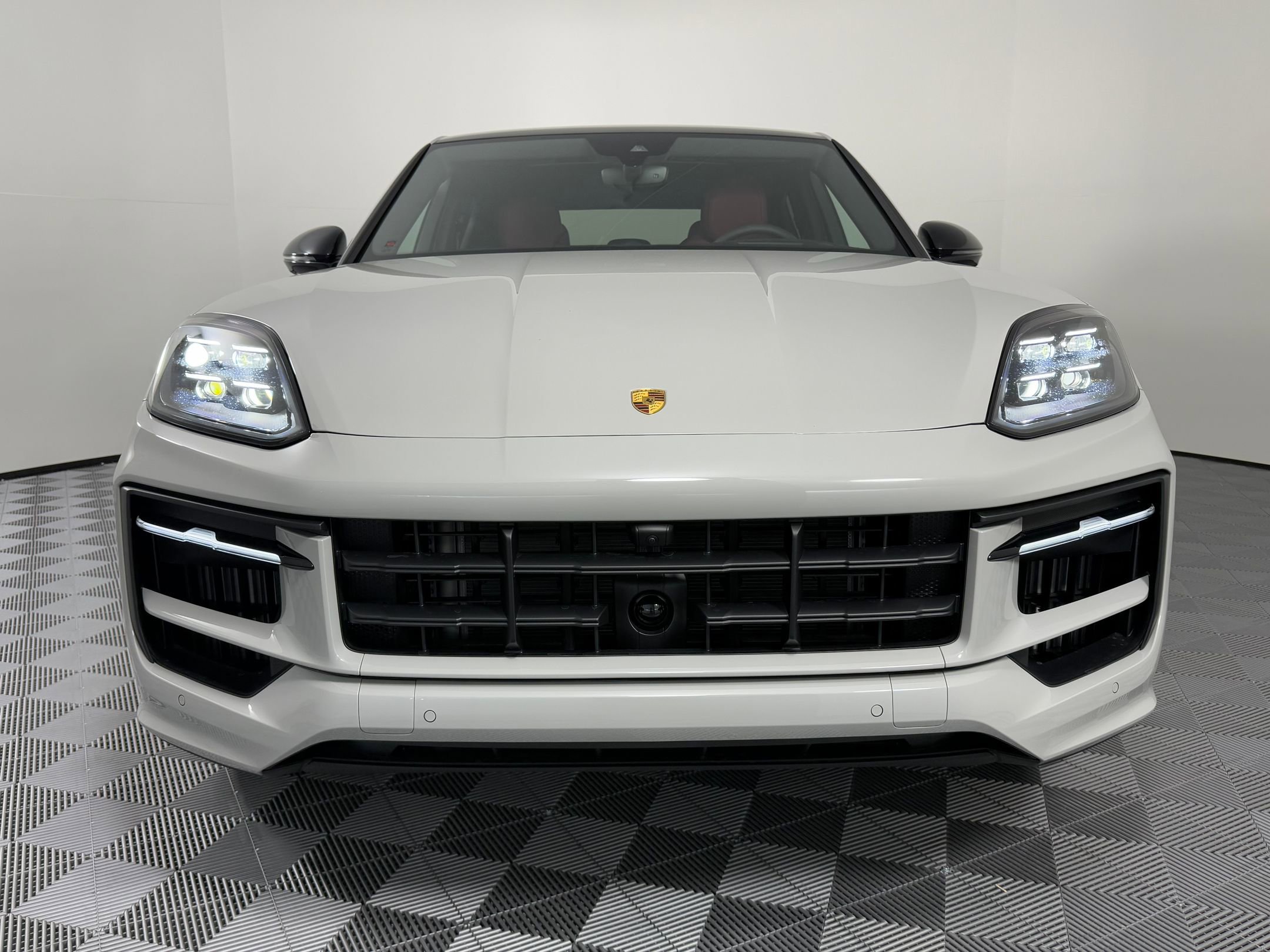 New 2026 Porsche Cayenne S image 6