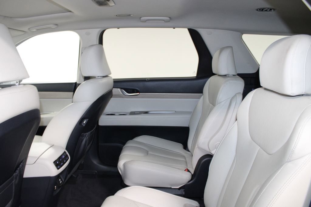 Used 2021 Hyundai Palisade SEL w/ Premium Package FWD image 23