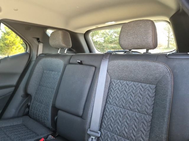 Used 2023 Chevrolet Equinox LT image 30
