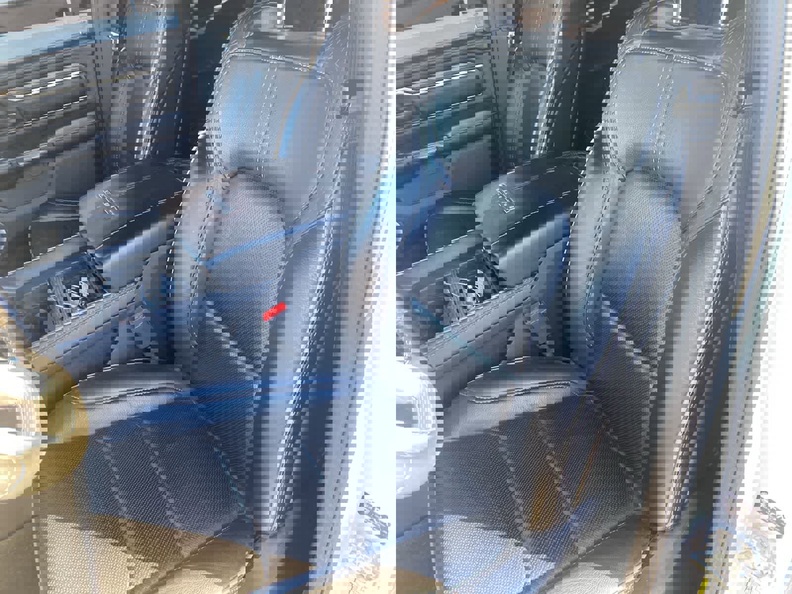 Used 2021 RAM 1500 Limited w/ Night Edition image 12