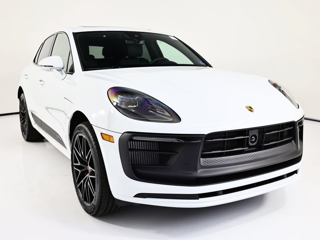 New 2026 Porsche Macan GTS AWD/4WD image 9