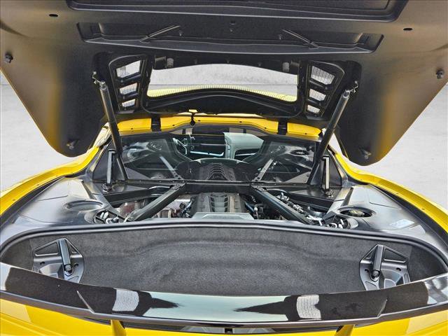 Used 2025 Chevrolet Corvette Stingray Coupe w/ 1LT image 6