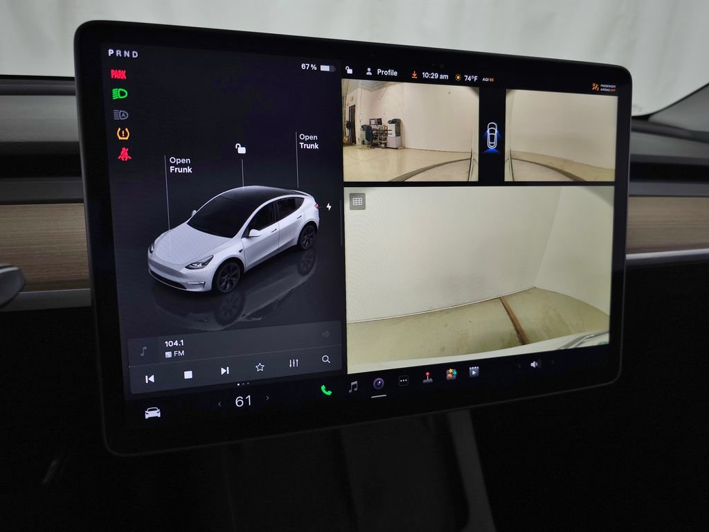 Used 2025 Tesla Model Y Long Range AWD/4WD image 28