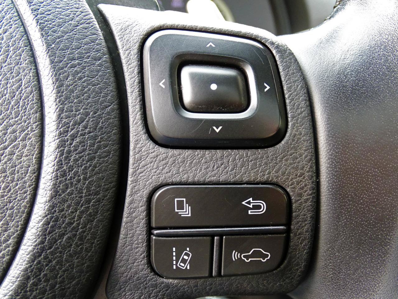 Used 2022 Lexus IS 300 AWD w/ Premium Package image 19
