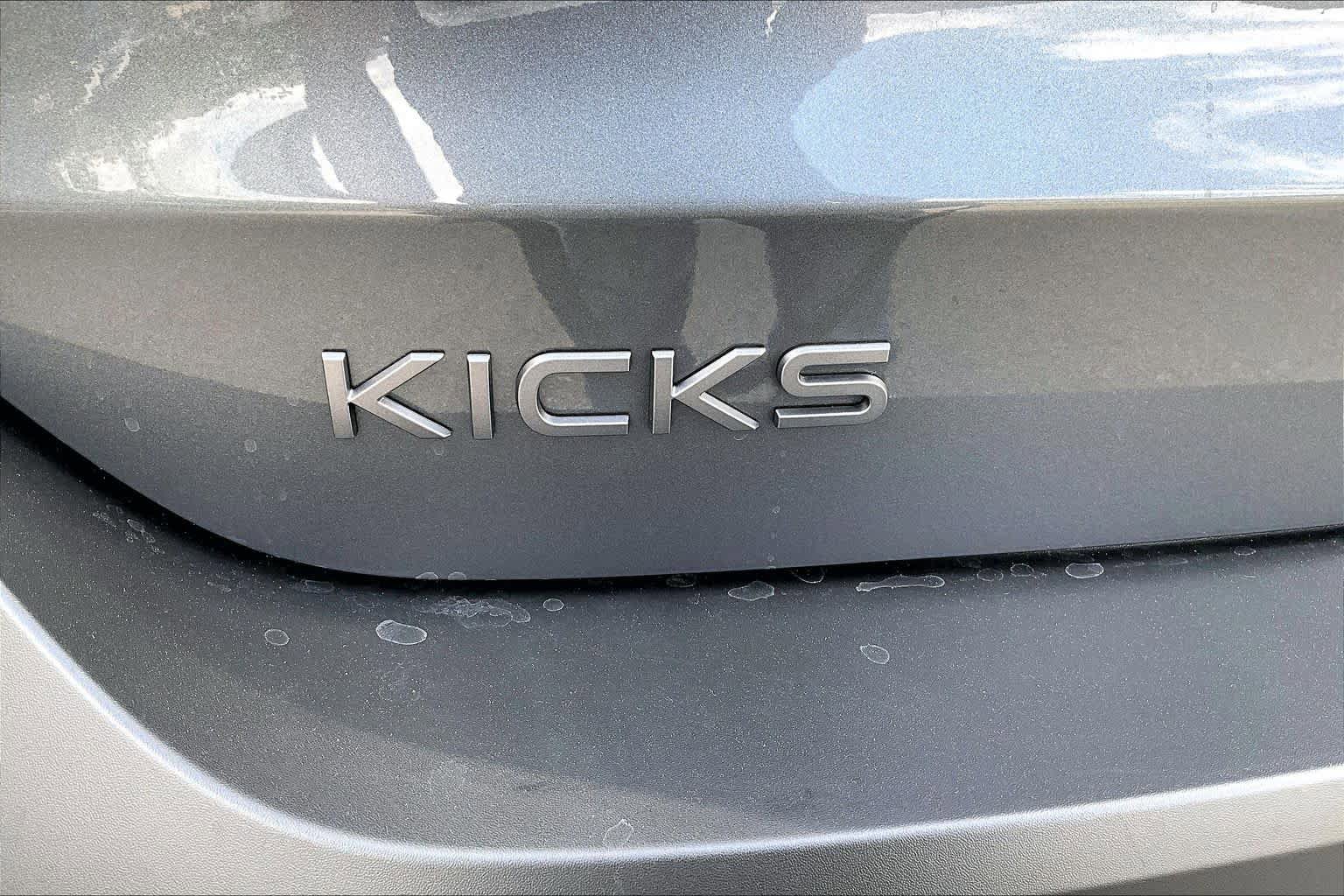 New 2026 Nissan Kicks S image 8