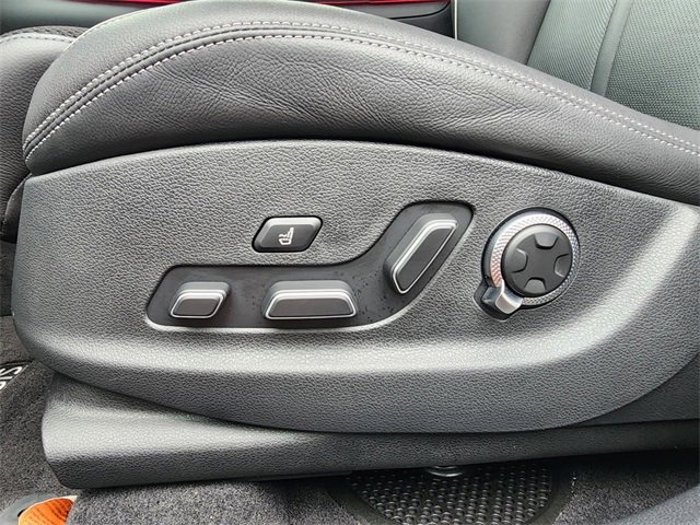 Used 2024 Genesis GV70 3.5T Sport image 25