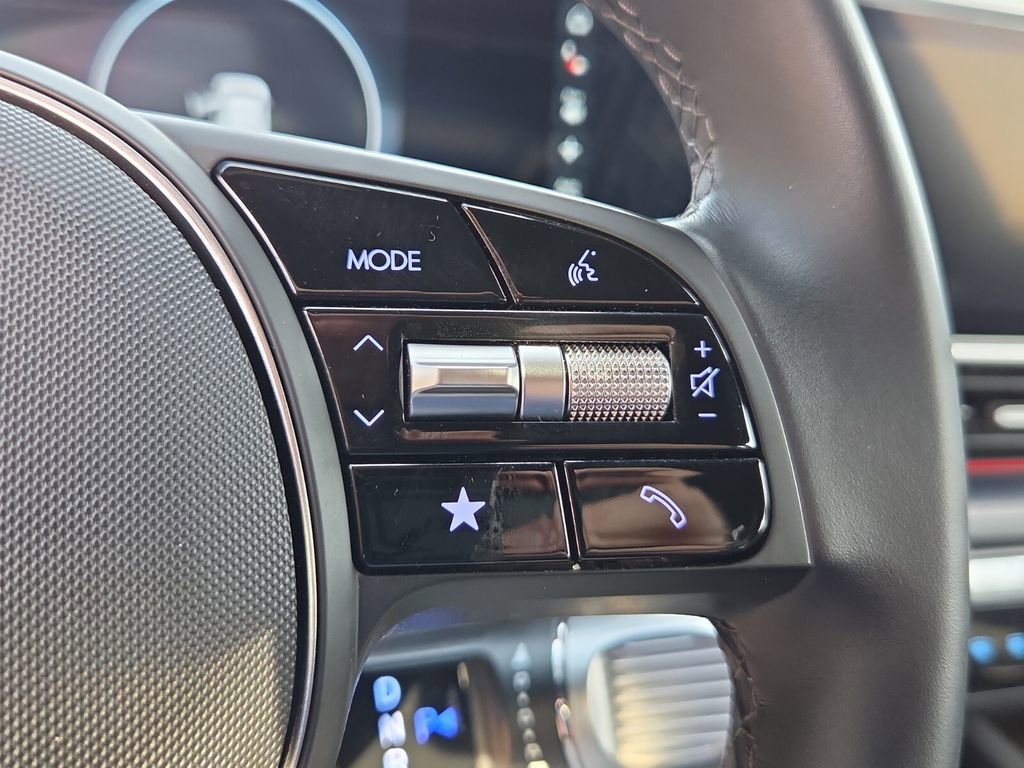 Used 2025 Hyundai Ioniq 6 SEL RWD image 27