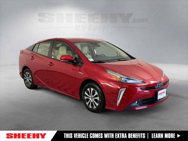 Certified 2019 Toyota Prius XLE w/ Carpet Mat Package AWD/4WD image 1