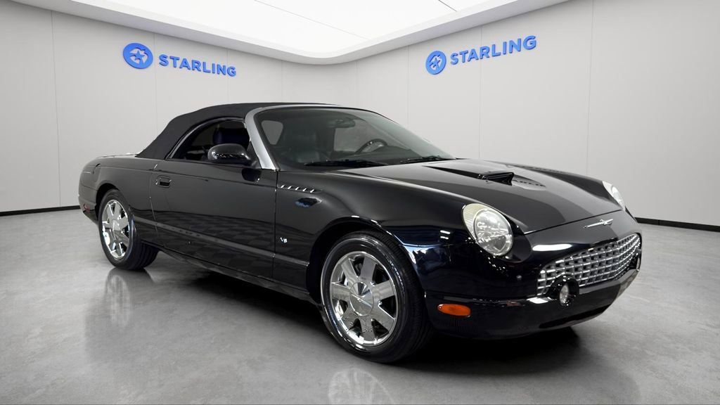 Used 2003 Ford Thunderbird image 40