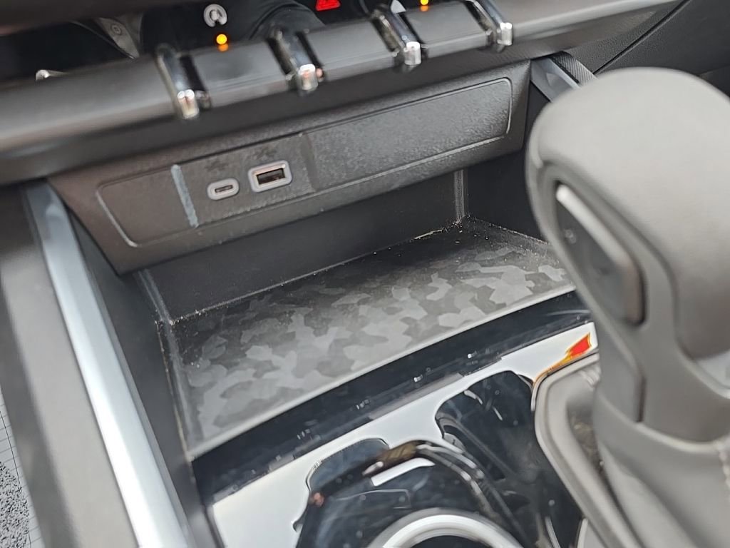 Used 2024 Chevrolet Colorado Trail Boss image 36