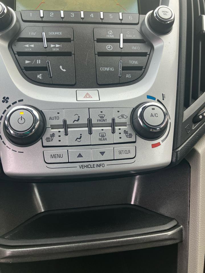 Used 2017 Chevrolet Equinox LT w/ Convenience Package image 18