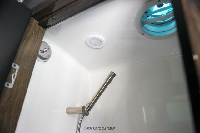 Used 2017 Mercedes-Benz Sprinter 3500 image 38