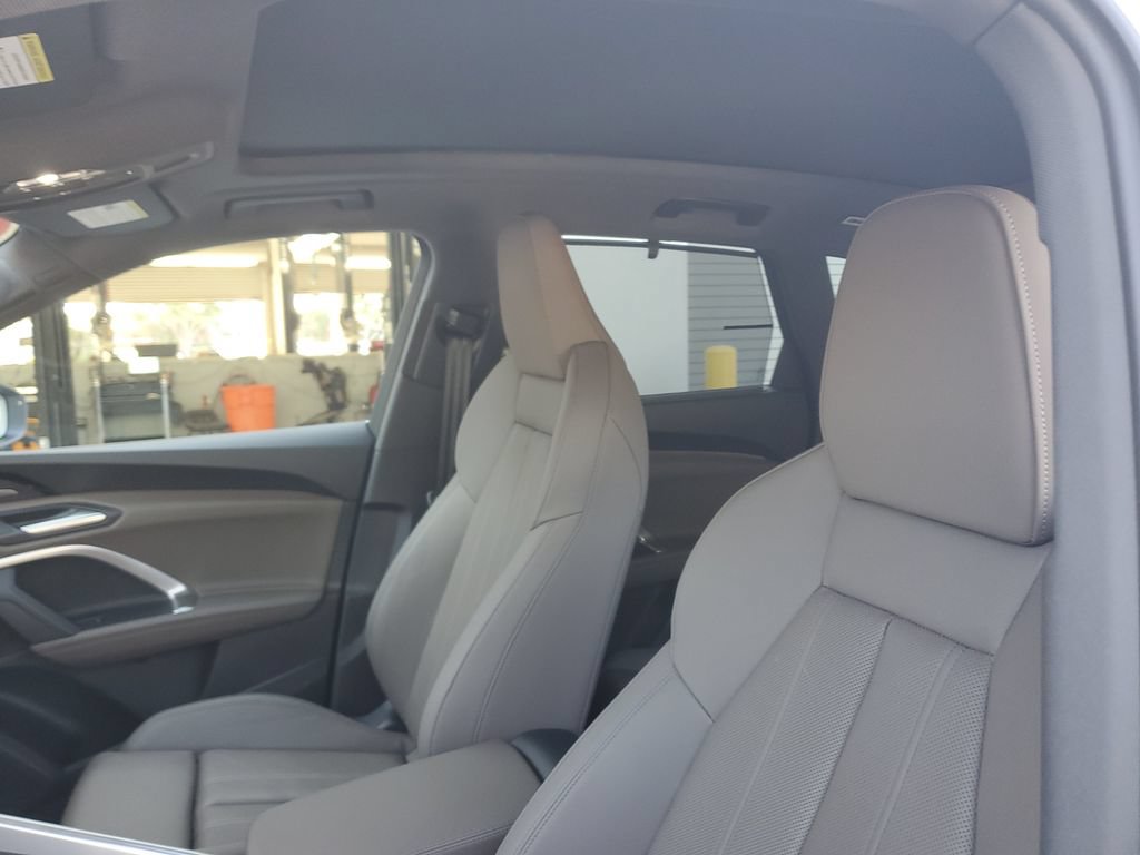 Certified 2025 Audi Q5 Premium w/ Premium Plus AWD/4WD image 23