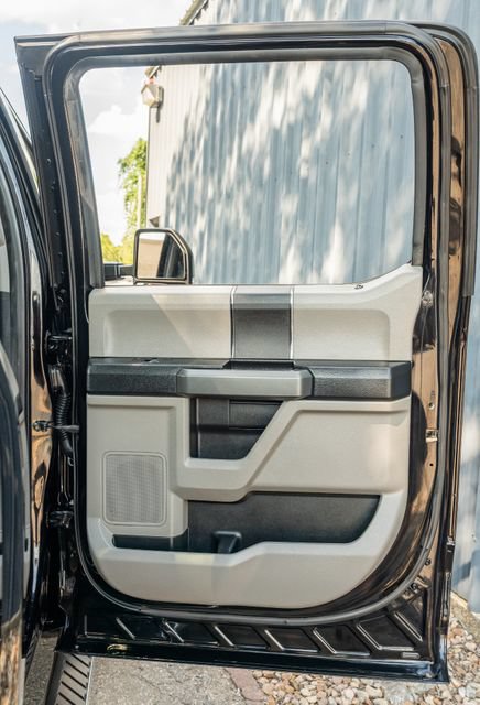 Used 2017 Ford F250 XLT w/ XLT Value Package AWD/4WD image 38