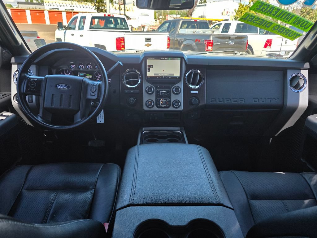 Used 2016 Ford F250 Lariat w/ Lariat Interior Package AWD/4WD image 5