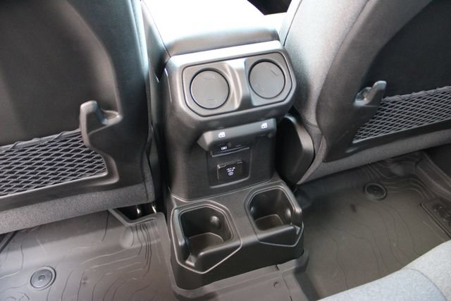 New 2026 Jeep Gladiator Rubicon w/ Steel Power Dome Hood Package AWD/4WD image 37