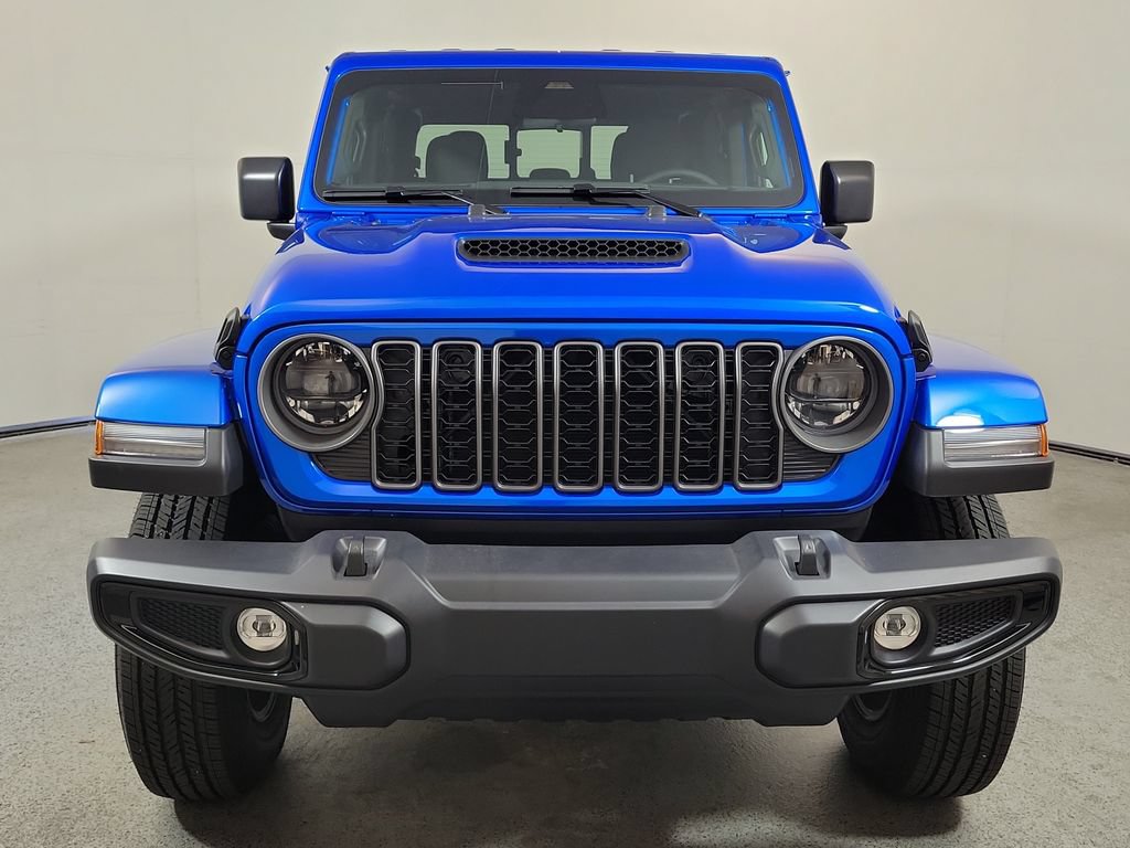 Used 2026 Jeep Gladiator Sport AWD/4WD image 2