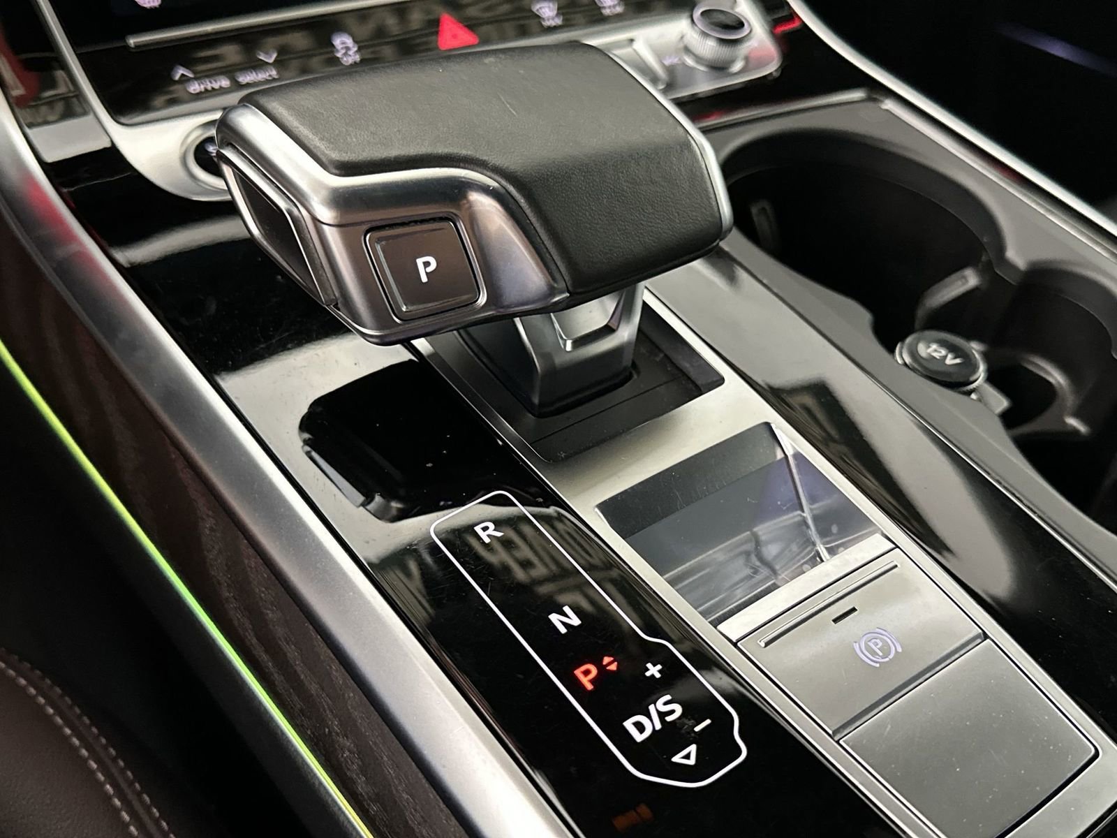 Used 2021 Audi Q8 Prestige image 20