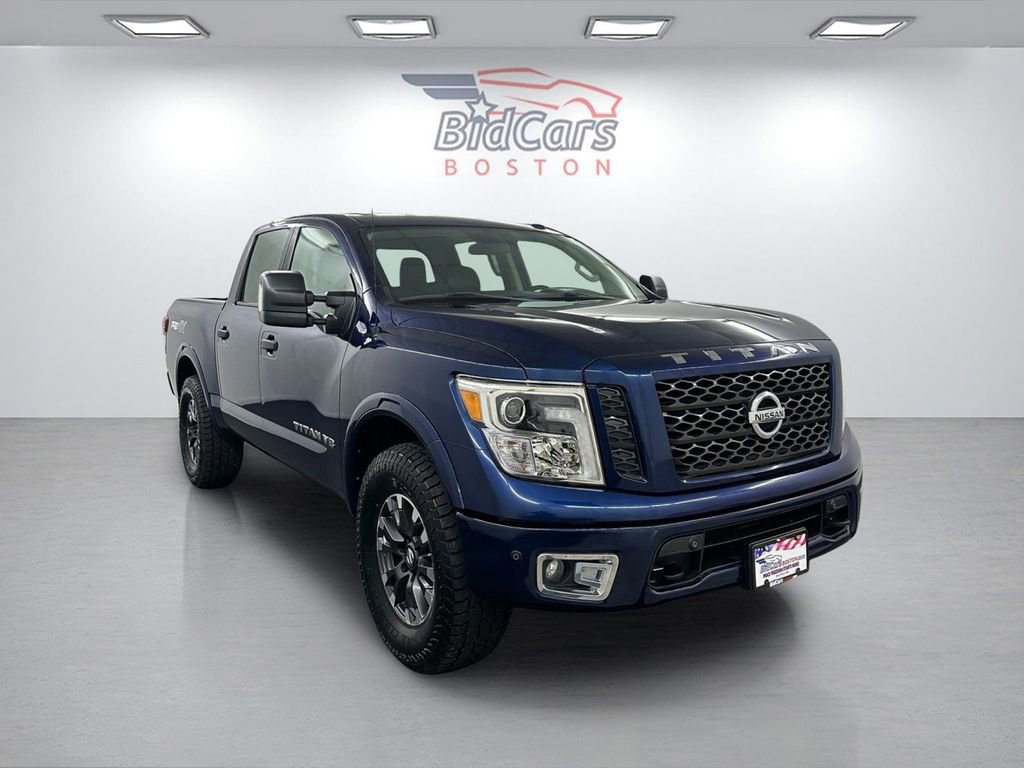 Used 2018 Nissan Titan S AWD/4WD image 3