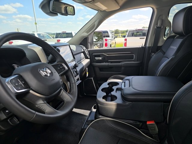Used 2024 RAM 2500 Laramie image 26