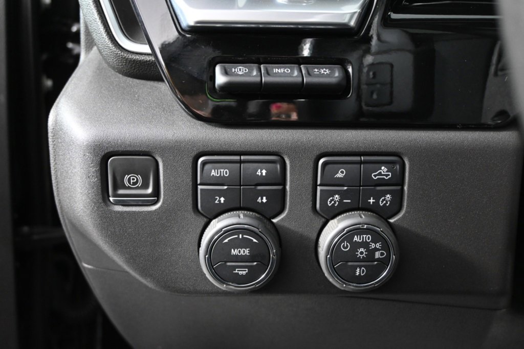 Used 2022 Chevrolet Silverado 1500 LTZ w/ Technology Package image 28