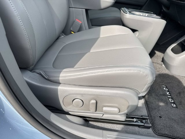 New 2027 Hyundai Ioniq 5 SEL RWD image 15