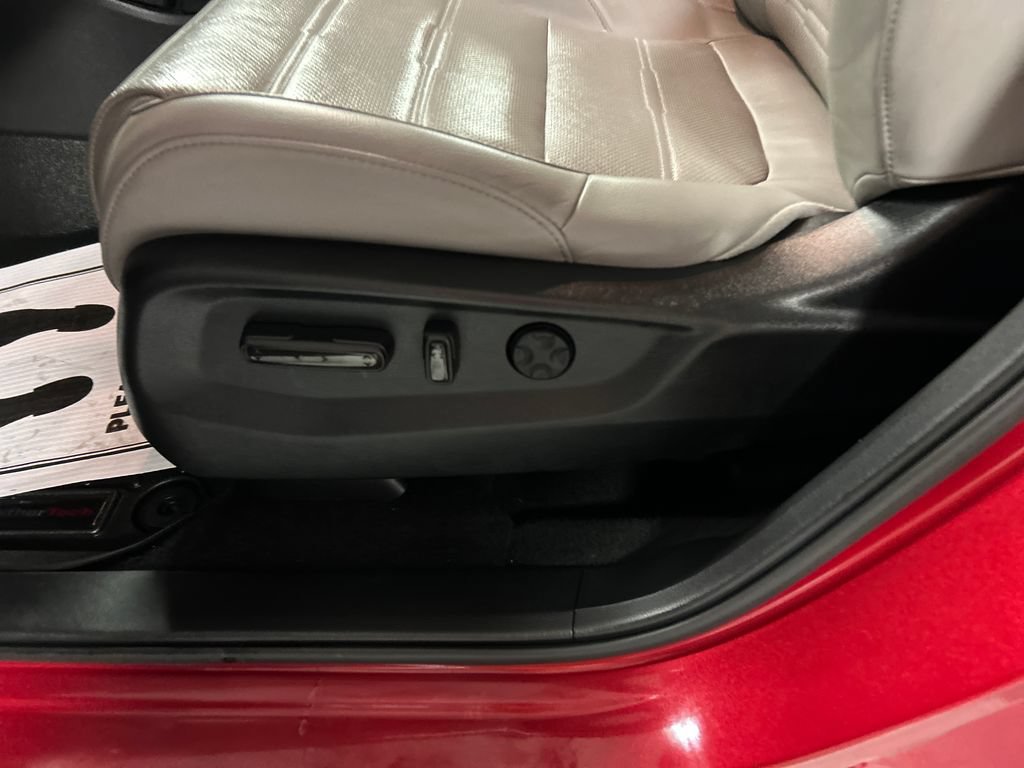 Used 2021 Honda CR-V EX-L image 11