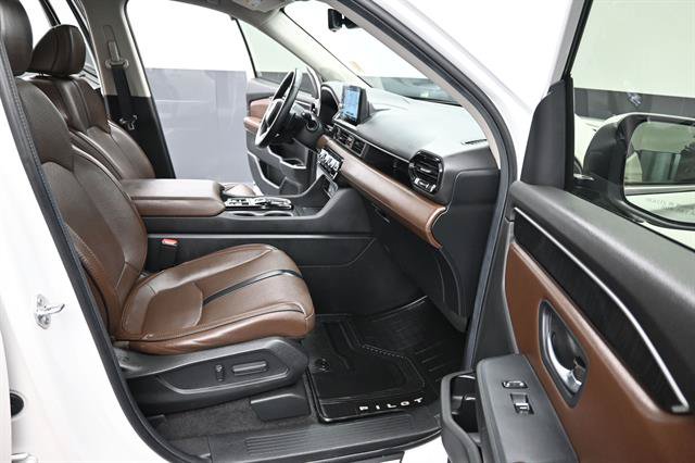 Used 2024 Honda Pilot Elite image 21