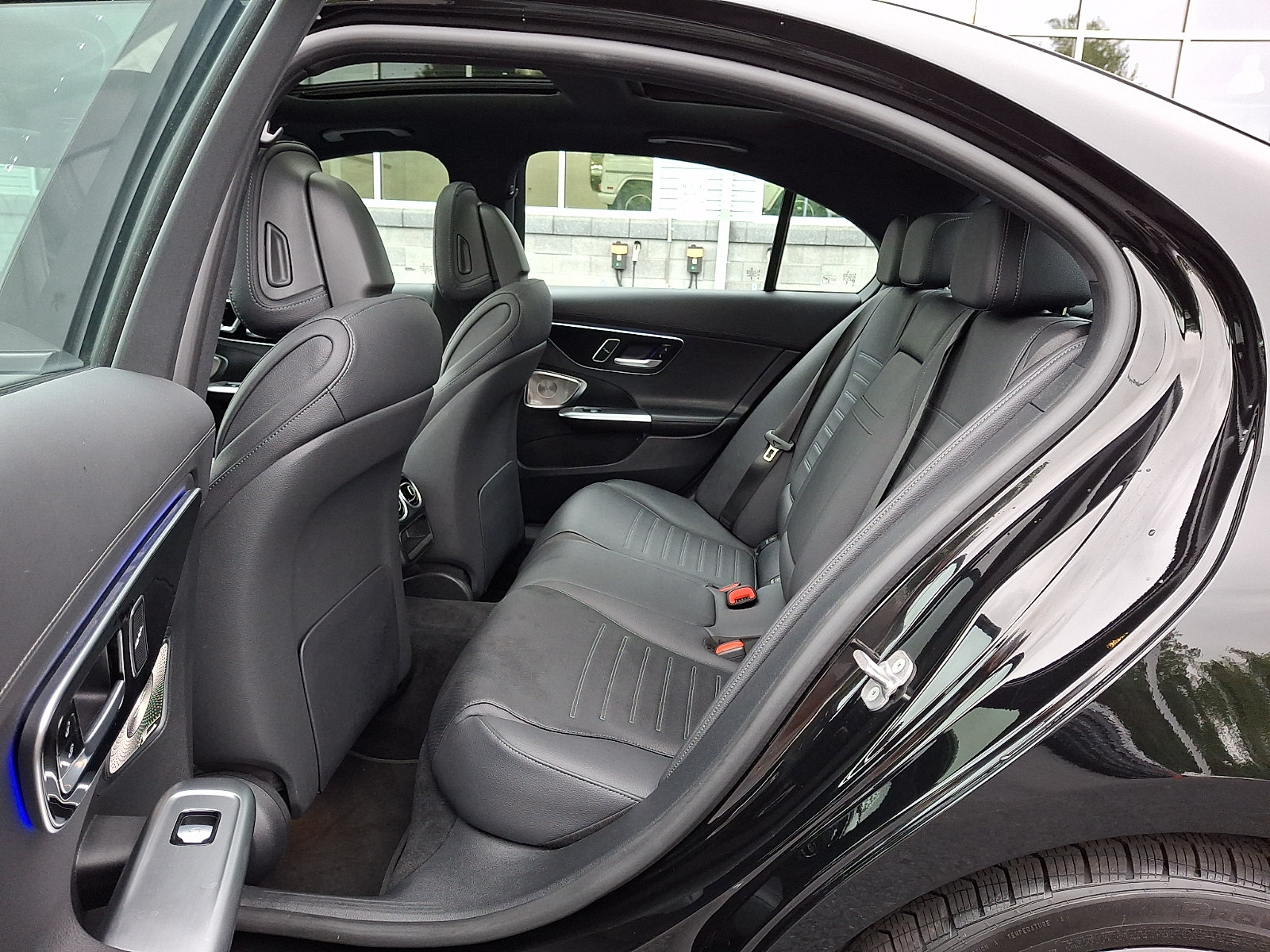 Used 2024 Mercedes-Benz C 300 4MATIC Sedan image 15
