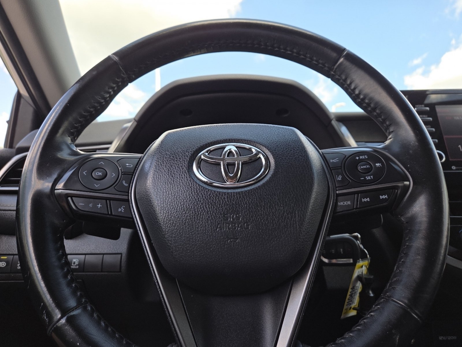 Used 2021 Toyota Camry SE FWD image 27