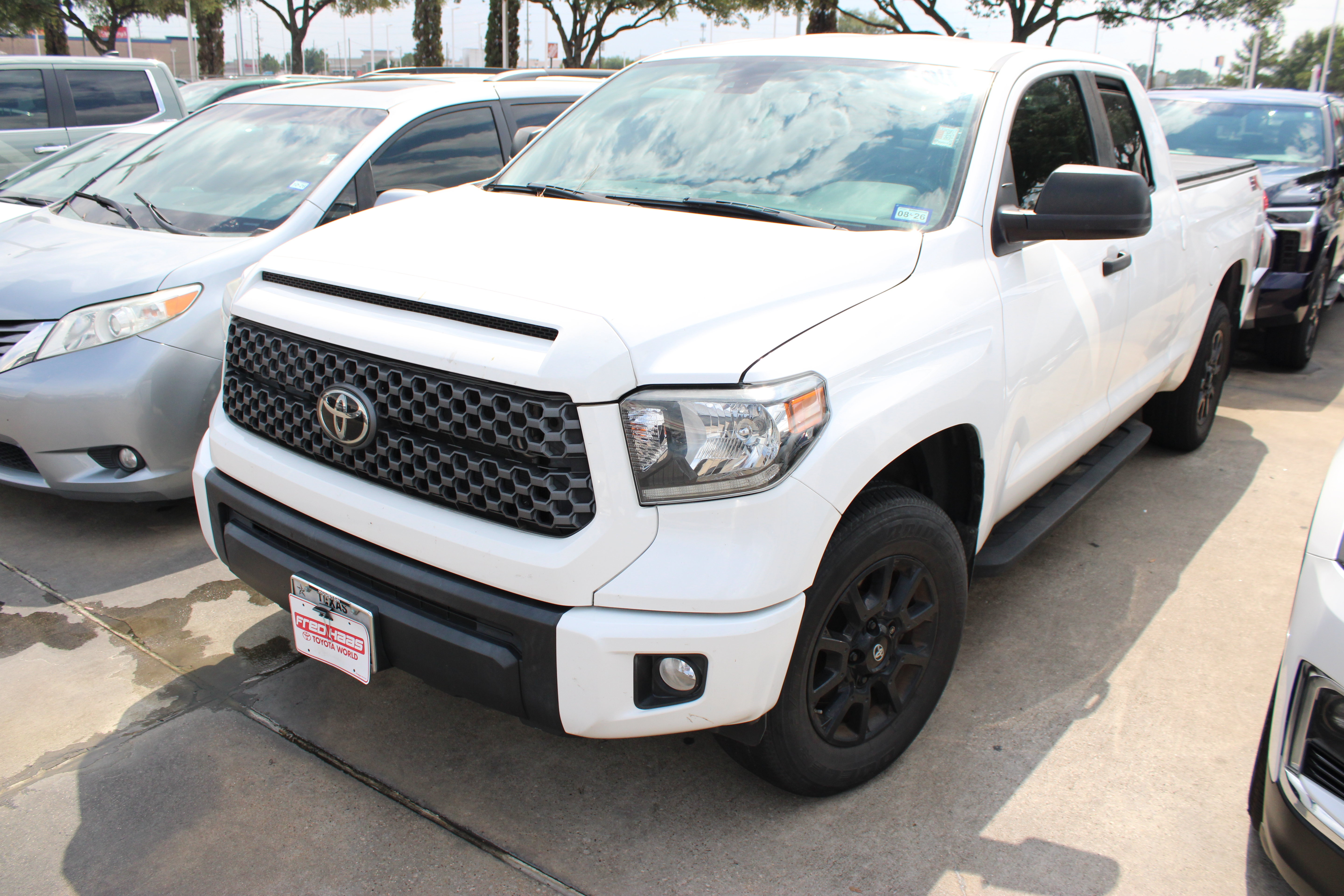 Used 2020 Toyota Tundra SR5 w/ SX Package RWD image 6
