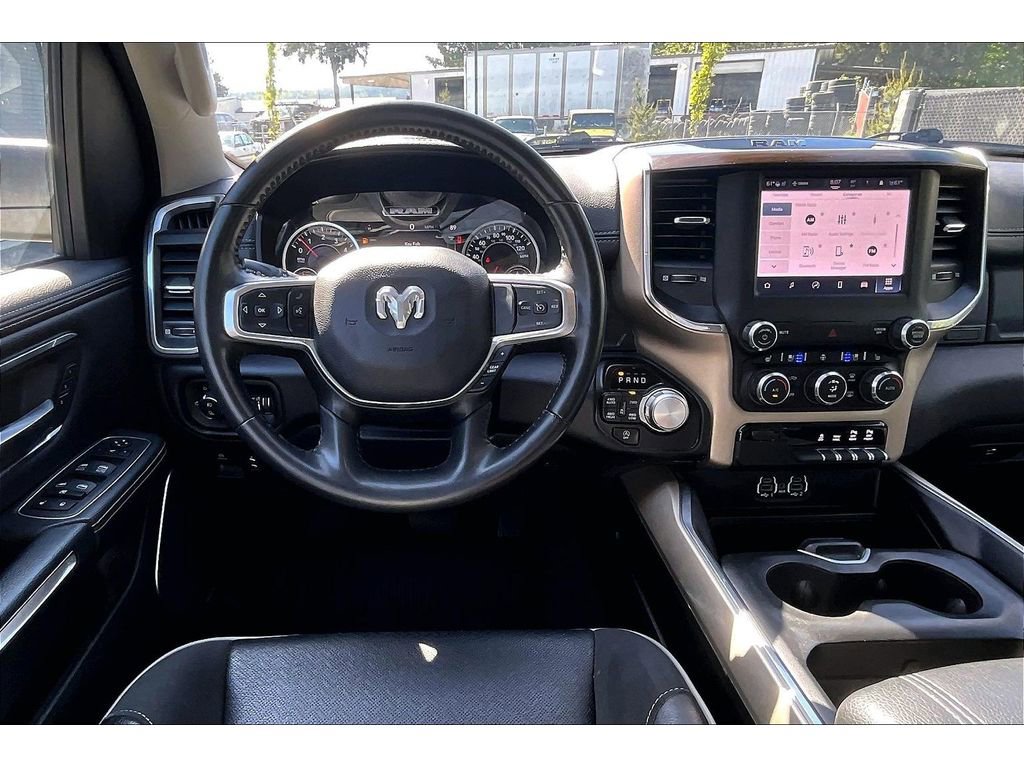 Used 2022 RAM 1500 Laramie AWD/4WD image 5
