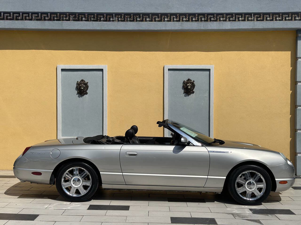 Used 2005 Ford Thunderbird Deluxe