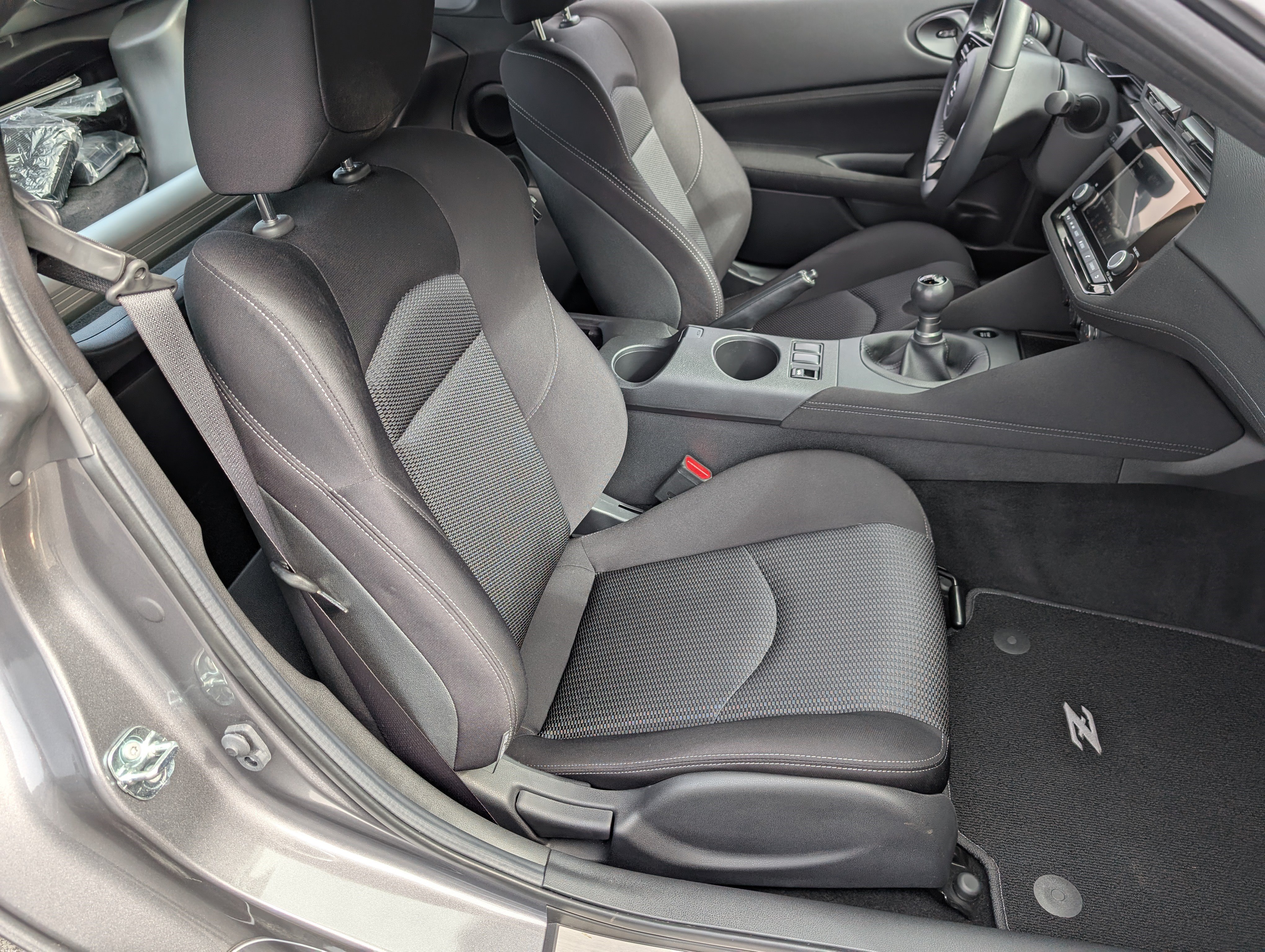 Used 2024 Nissan Z Performance w/ Floor Mat Package RWD image 18