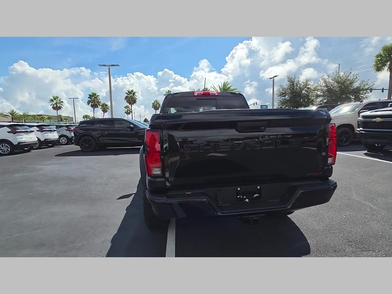 New 2026 Chevrolet Colorado ZR2 w/ Technology Package AWD/4WD image 23