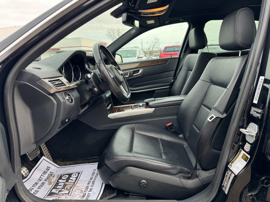 Used 2014 Mercedes-Benz E 350 4MATIC Sedan image 15