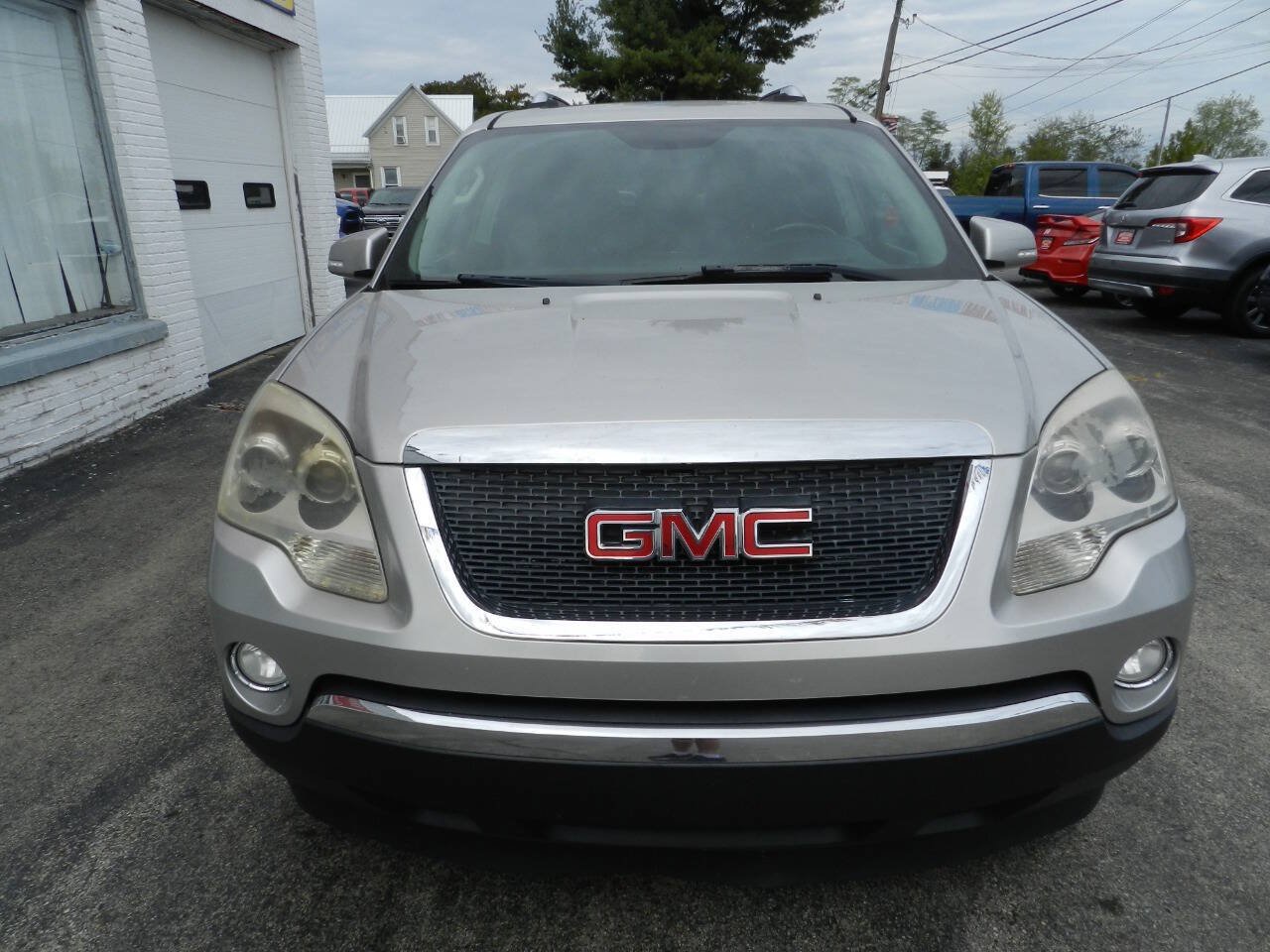 Used 2007 GMC Acadia SLT w/ Trailering Package AWD/4WD image 4