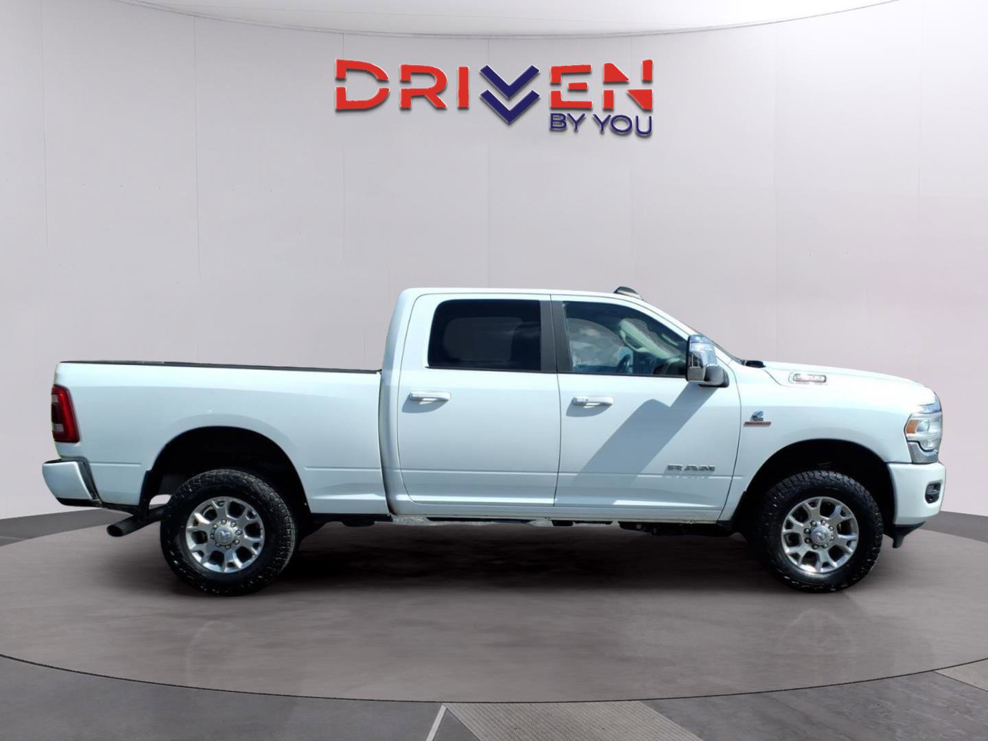 Used 2024 RAM 2500 Laramie AWD/4WD image 6