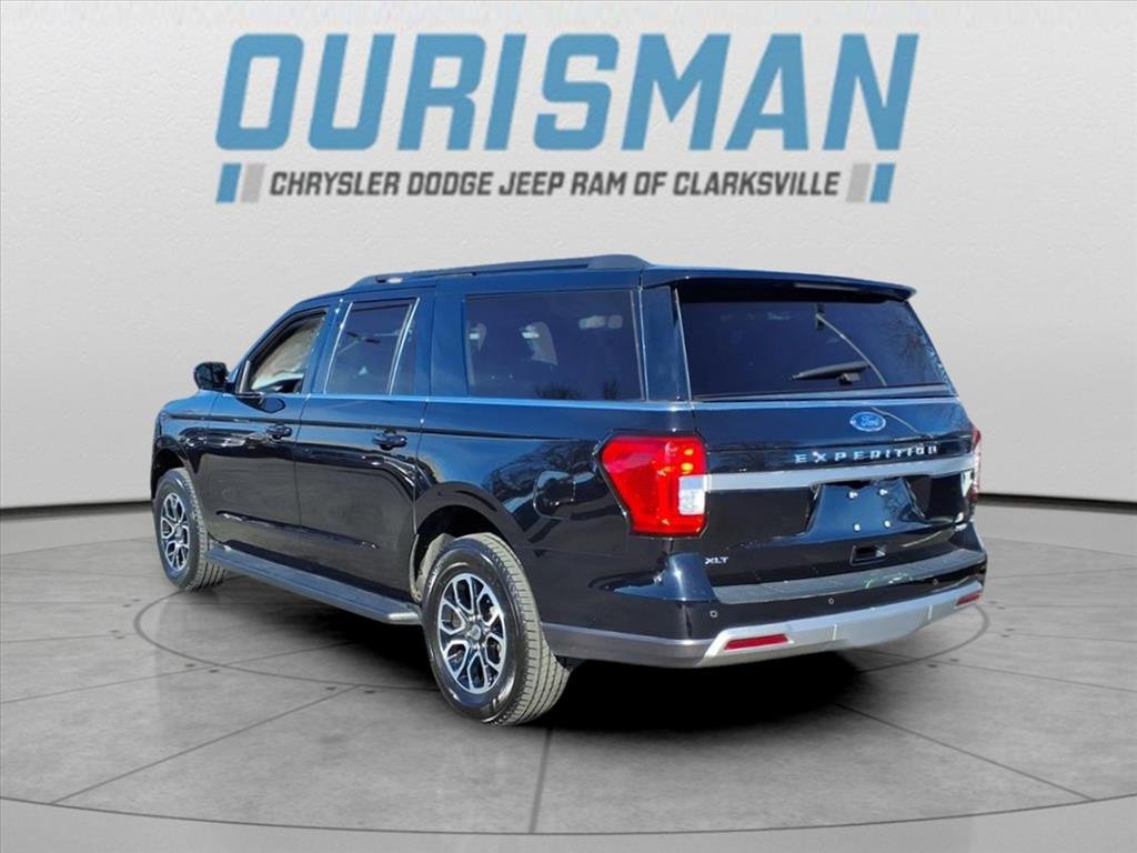 Used 2024 Ford Expedition Max XLT image 4