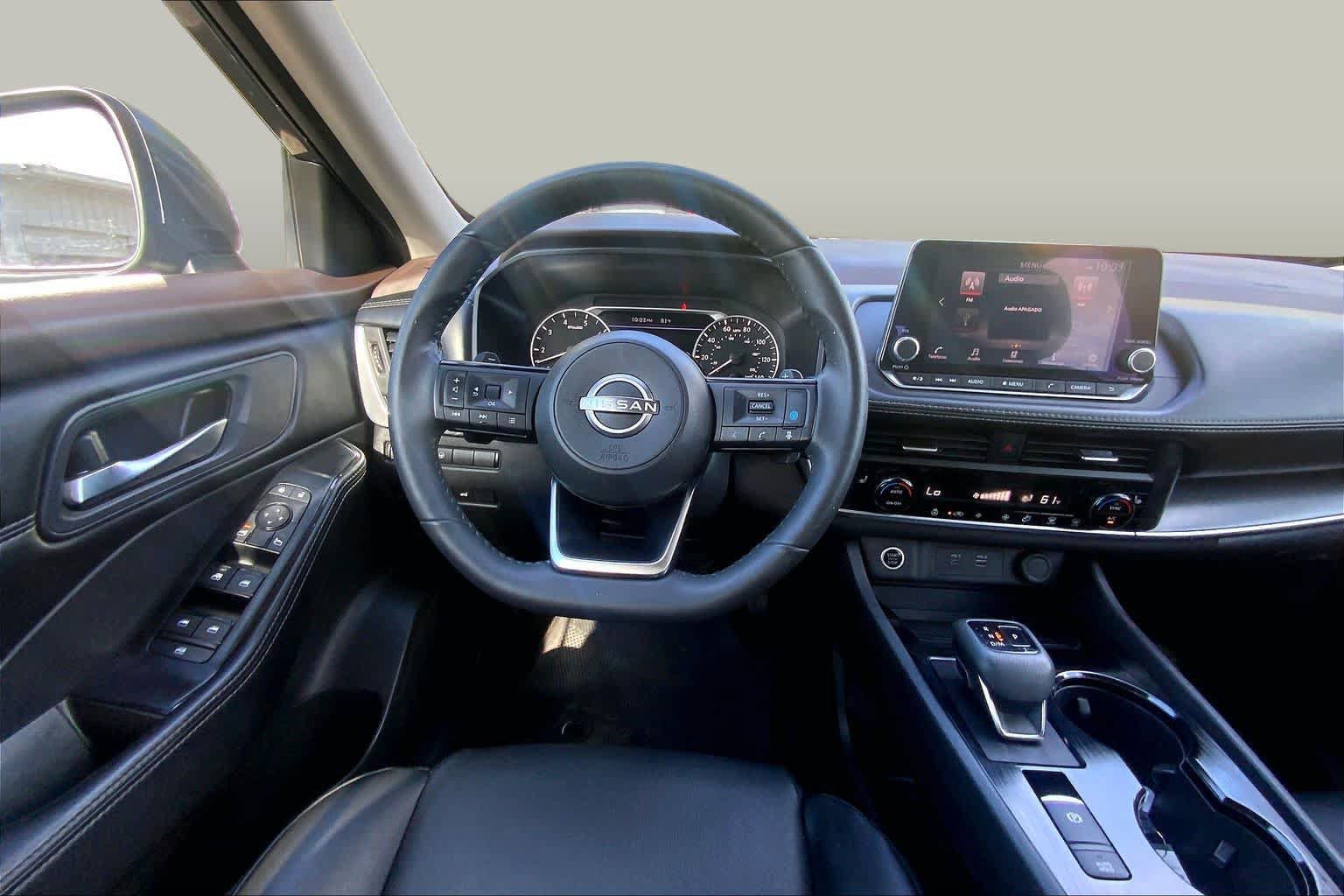 Used 2023 Nissan Rogue SV w/ SV Premium B Package FWD image 5