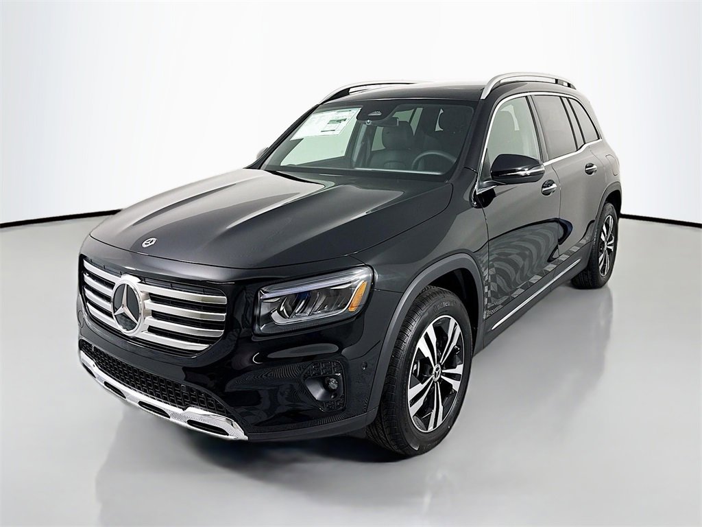 Used 2025 Mercedes-Benz GLB 250 4MATIC image 1